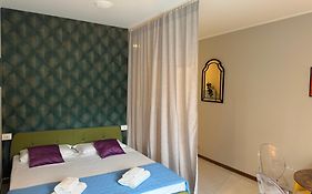Feel - Donizetti Apartment